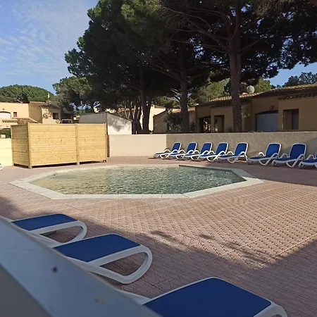 Le Cap D'agde 2 Pièces Climatisé Résidence Odalys St Loup En Rdc Avec Terrasse Agde