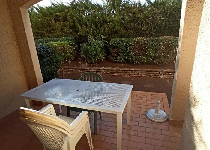 Le Cap D'agde 2 Pieces Climatise Odalys St Loup En Rdc Avec Terrasse Appartement Agde