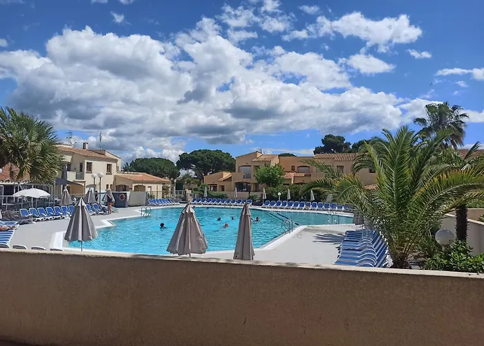 Le Cap D'agde 2 Pieces Climatise Odalys St Loup En Rdc Avec Terrasse * Agde