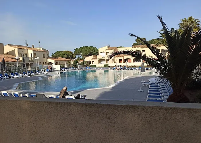 Le Cap D'agde 2 Pieces Climatise Odalys St Loup En Rdc Avec Terrasse Appartement *