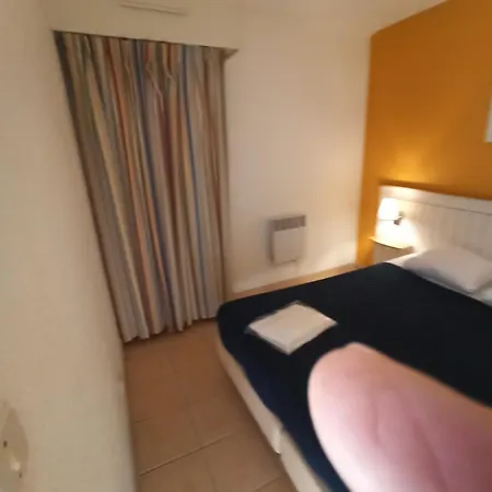 Apartament Le Cap D'agde 2 Pieces Climatise Odalys St Loup En Rdc Avec Terrasse *