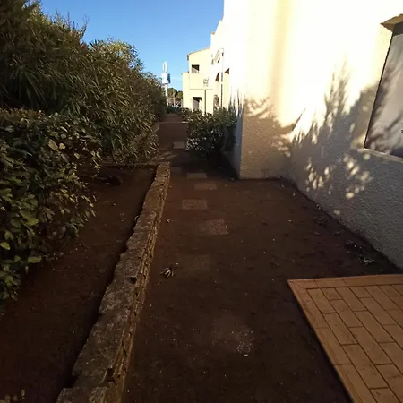 Le Cap D'agde Odalys St Loup 2 Pieces En Rdc Avec Terrasse אגדה