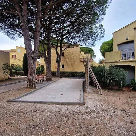 Le Cap D'agde 2 Pieces Climatise Odalys St Loup En Rdc Avec Terrasse *