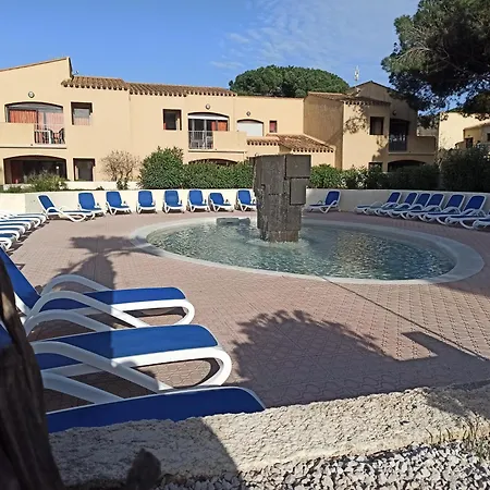 Le Cap D'agde 2 Pieces Climatise Odalys St Loup En Rdc Avec Terrasse Apartament Agde