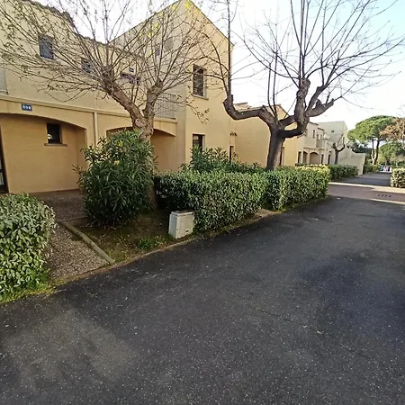 Le Cap D'agde 2 Pieces Climatise Odalys St Loup En Rdc Avec Terrasse *