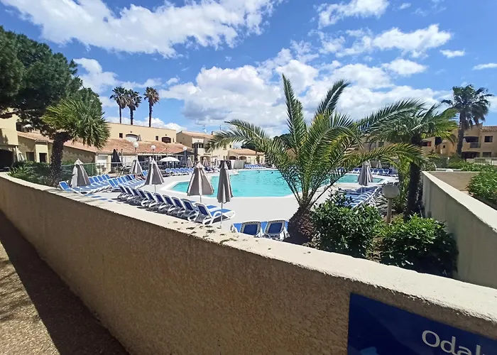 Le Cap D'agde 2 Pièces Climatisé Résidence Odalys St Loup En Rdc Avec Terrasse * Agde