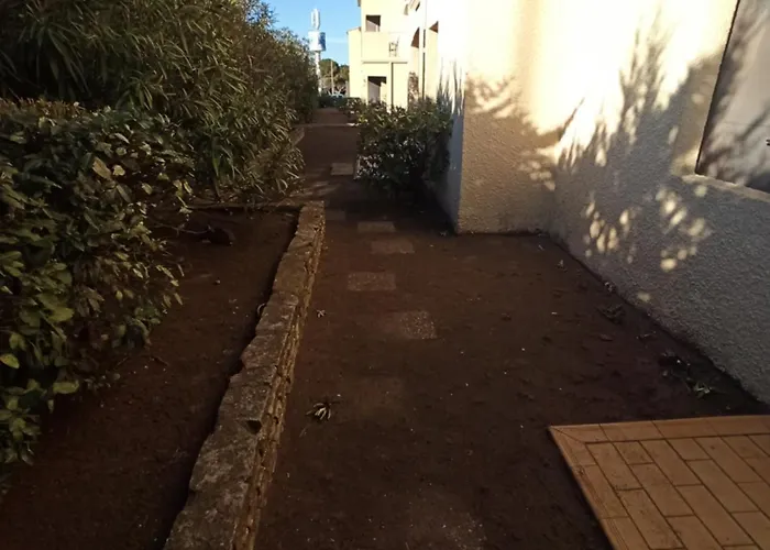 Le Cap D'agde 2 Pièces Climatisé Résidence Odalys St Loup En Rdc Avec Terrasse Agde