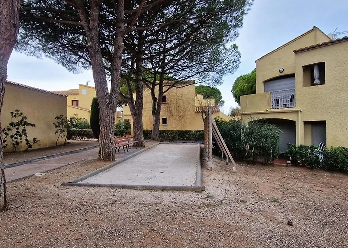 Le Cap D'agde 2 Pièces Climatisé Résidence Odalys St Loup En Rdc Avec Terrasse *