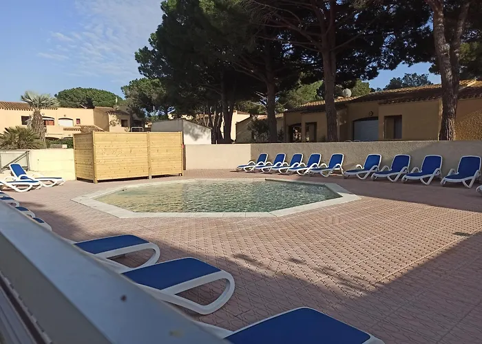 Le Cap D'agde 2 Pièces Climatisé Résidence Odalys St Loup En Rdc Avec Terrasse Agde
