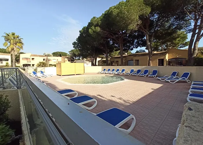 Le Cap D'agde 2 Pièces Climatisé Résidence Odalys St Loup En Rdc Avec Terrasse * Agde